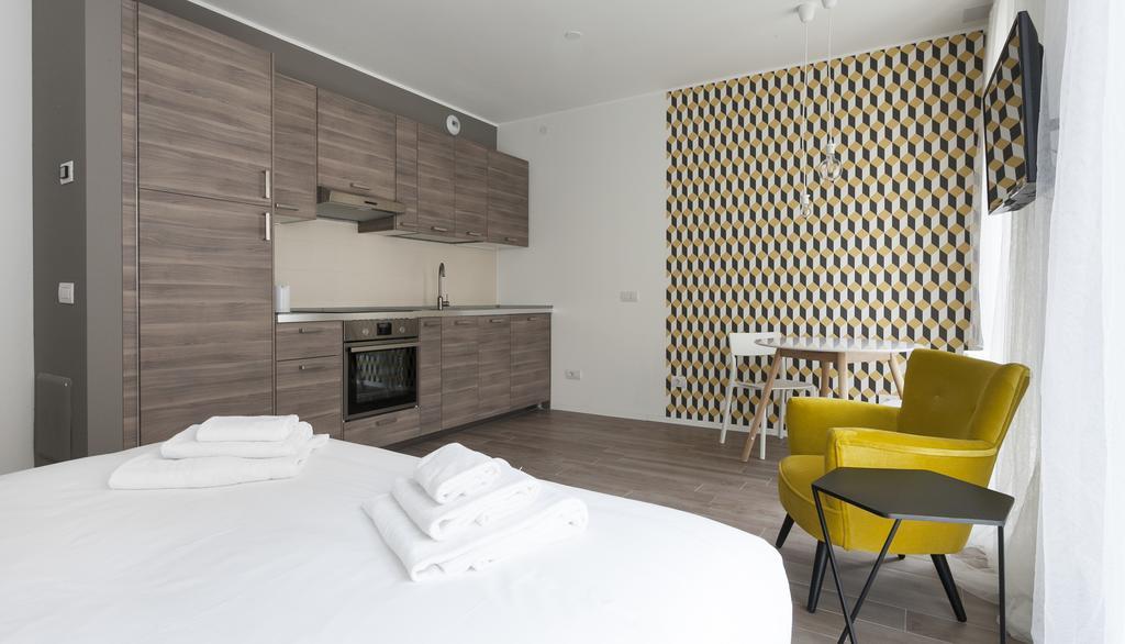 Italianway-Poma Apartment Milan Exterior photo